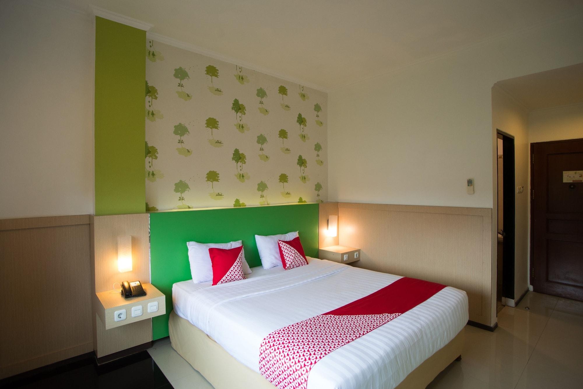 Royal Park Hotel Самаринда Екстериор снимка