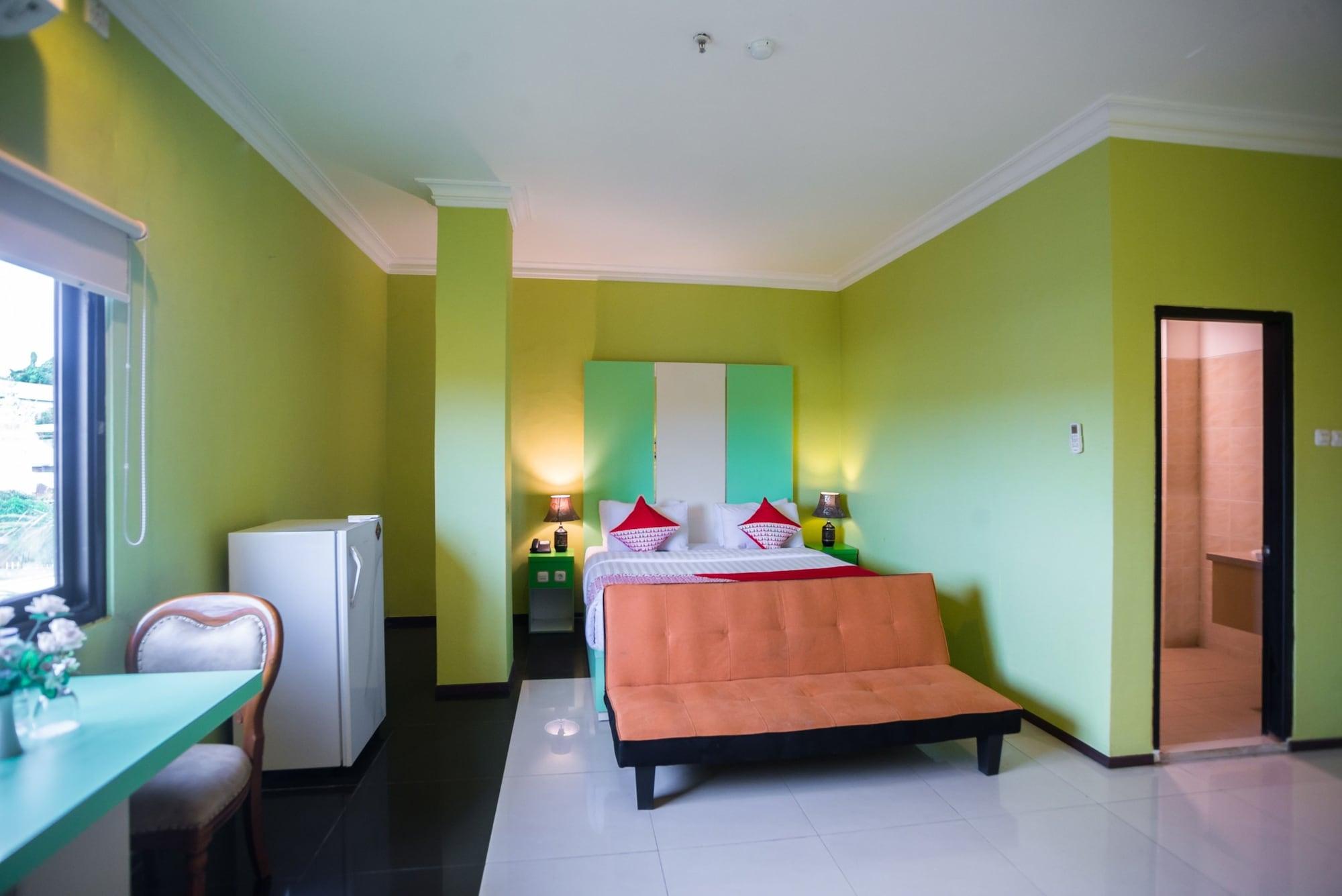Royal Park Hotel Самаринда Екстериор снимка