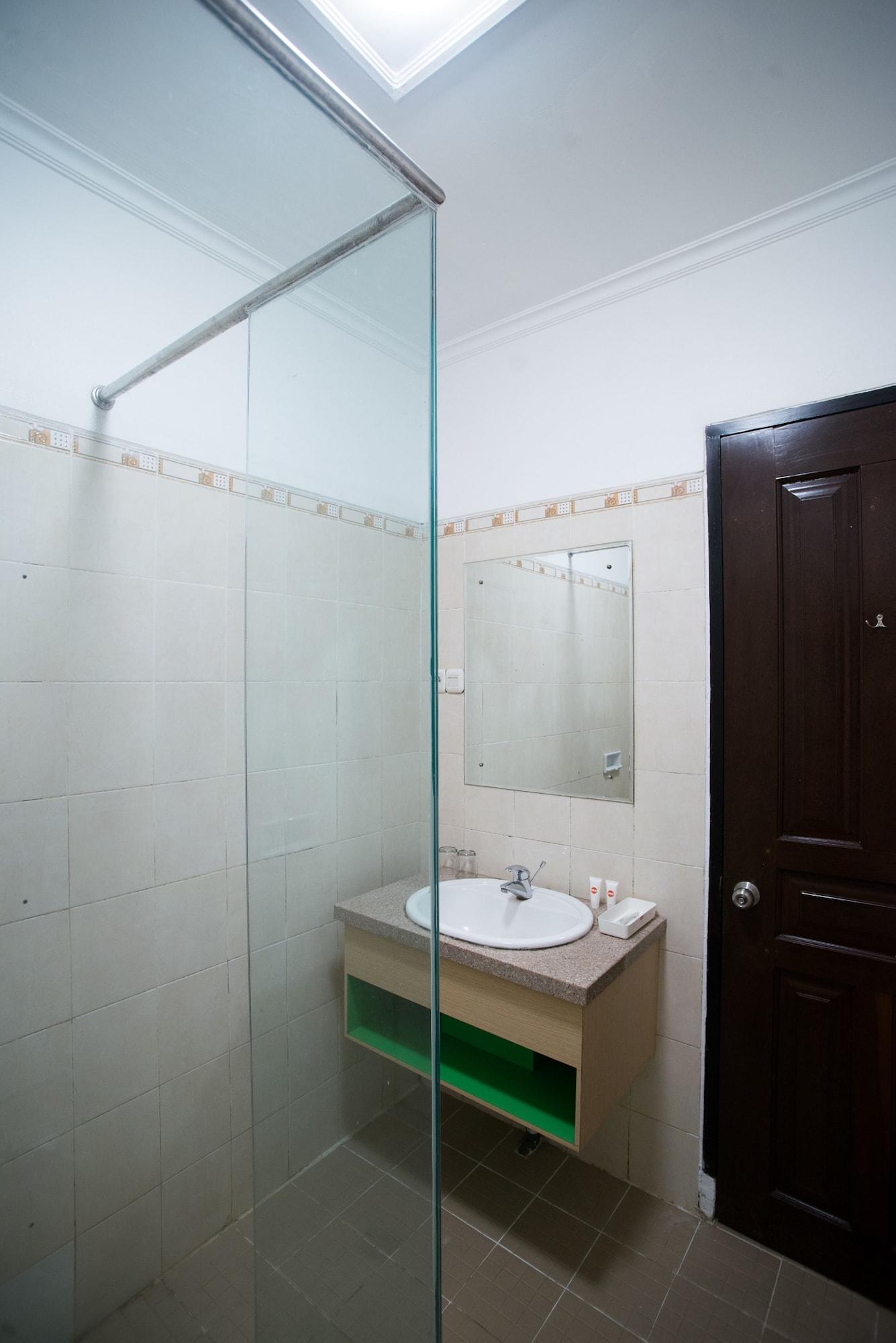 Royal Park Hotel Самаринда Екстериор снимка