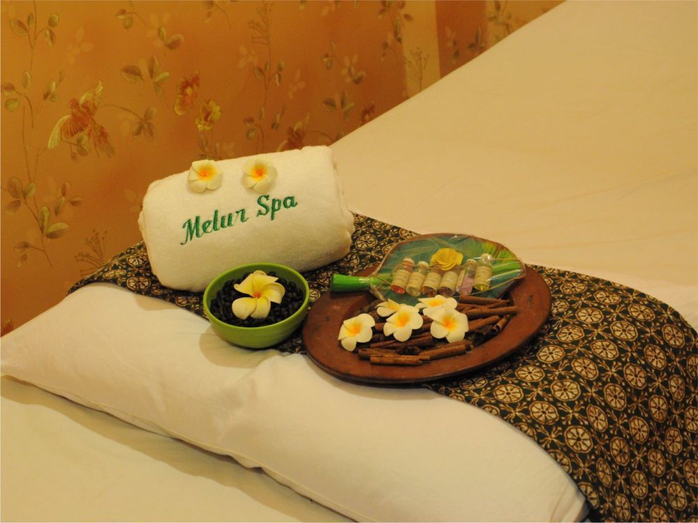 Royal Park Hotel Самаринда Екстериор снимка